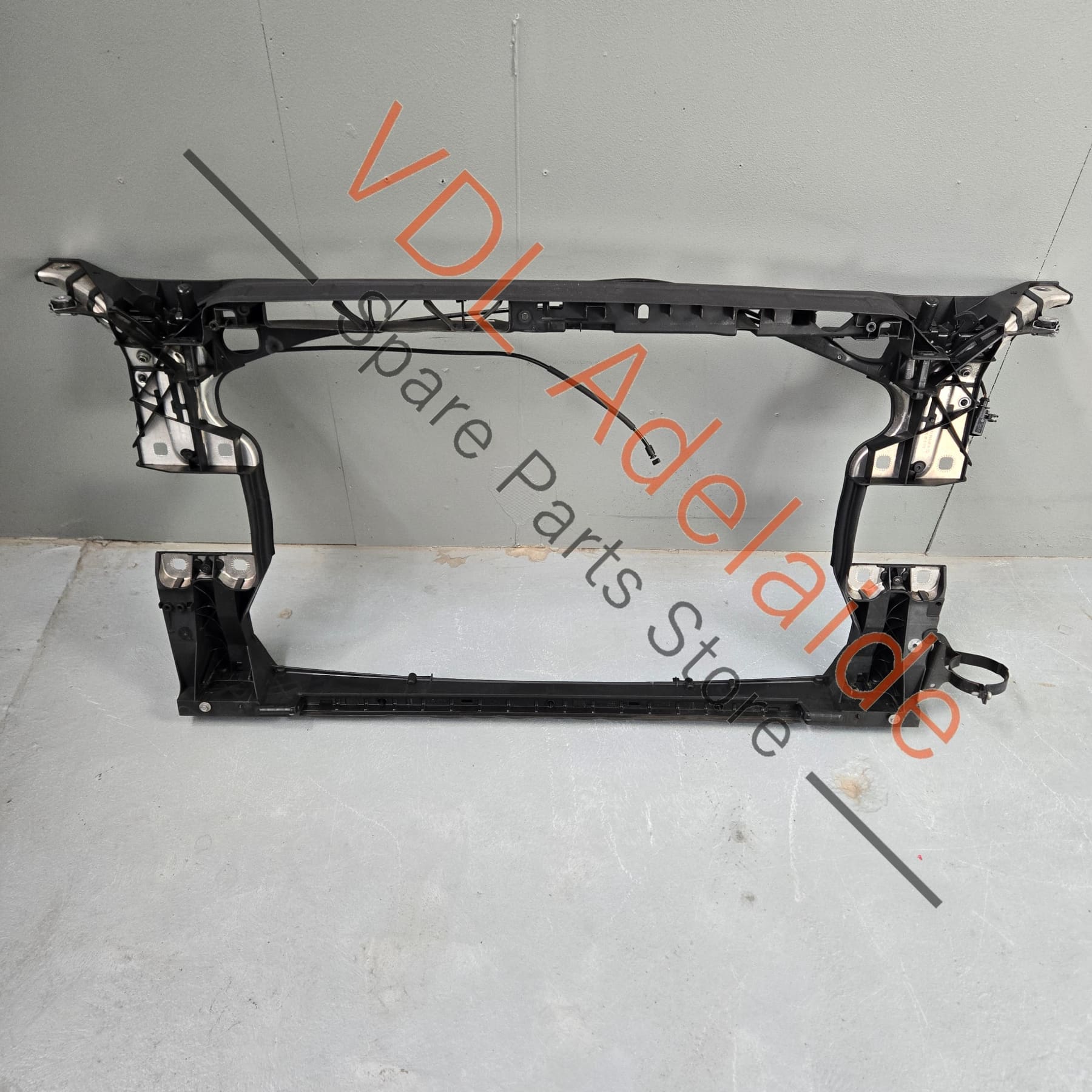 8W0805594D 8W0805594F   Audi A4 A5 S4 S5 RS4 RS5 F5 B9 Radiator Support Bracket Panel 8W0805594D