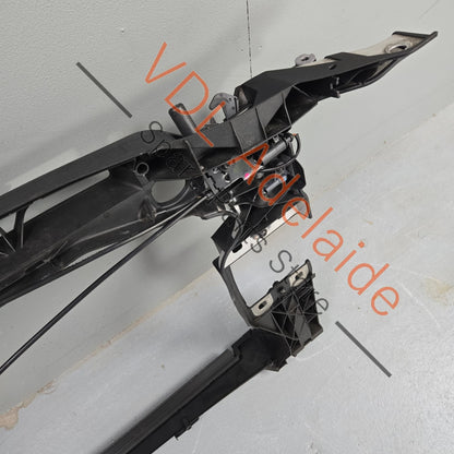 8W0805594D 8W0805594F   Audi A4 A5 S4 S5 RS4 RS5 F5 B9 Radiator Support Bracket Panel 8W0805594D