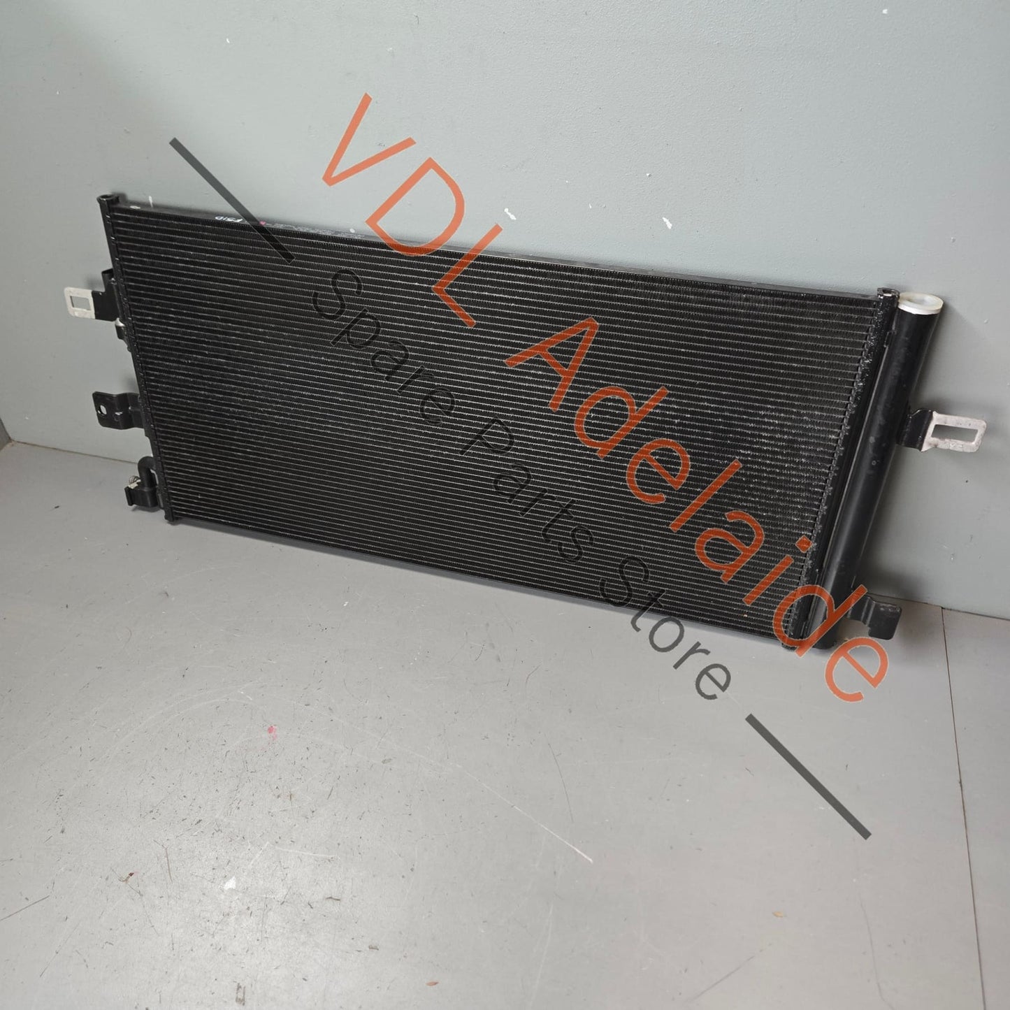 8W0816411K 8W0816421N 8W0816421K  Audi A4 A5 B9 F5 AC Condenser with Receiver Drier 8W0816411K 8W0816421K 8W0816421N