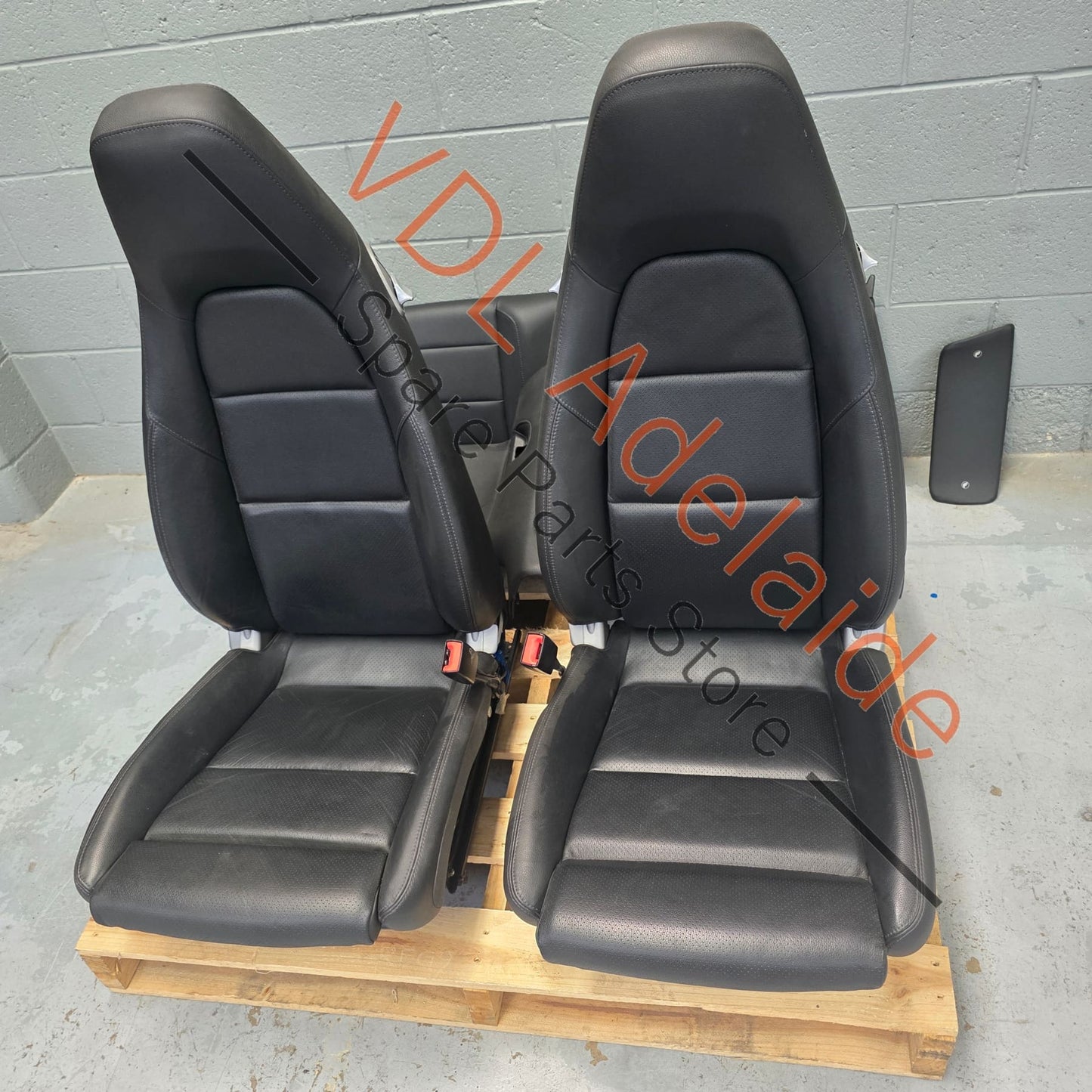 99152114112    Porsche 911 991.1 Black Leather Seat Set 14 Way Adjust Electric Heated