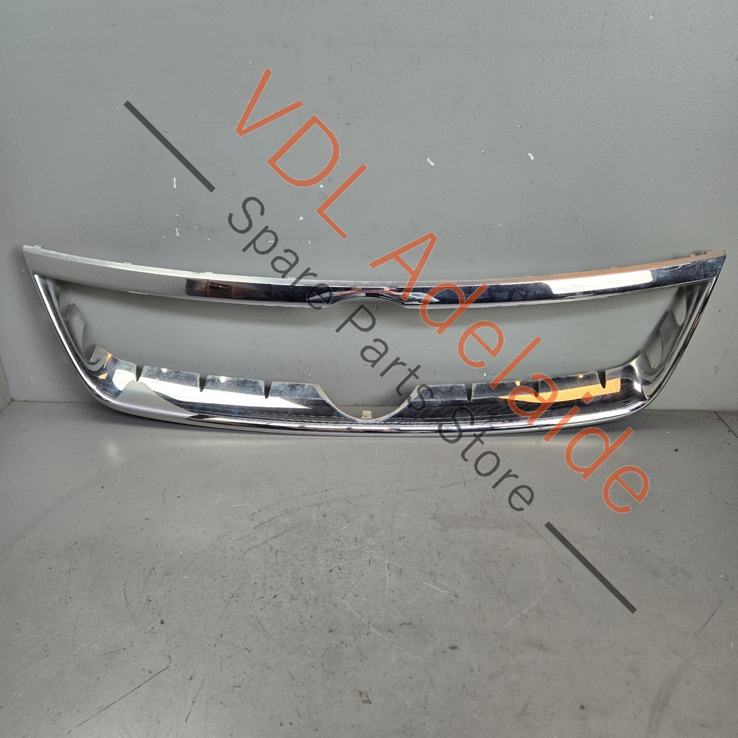 7L6853653J   VW Touareg 7L 2006-2008 Front Grille Surround Chrome 7L6853653J