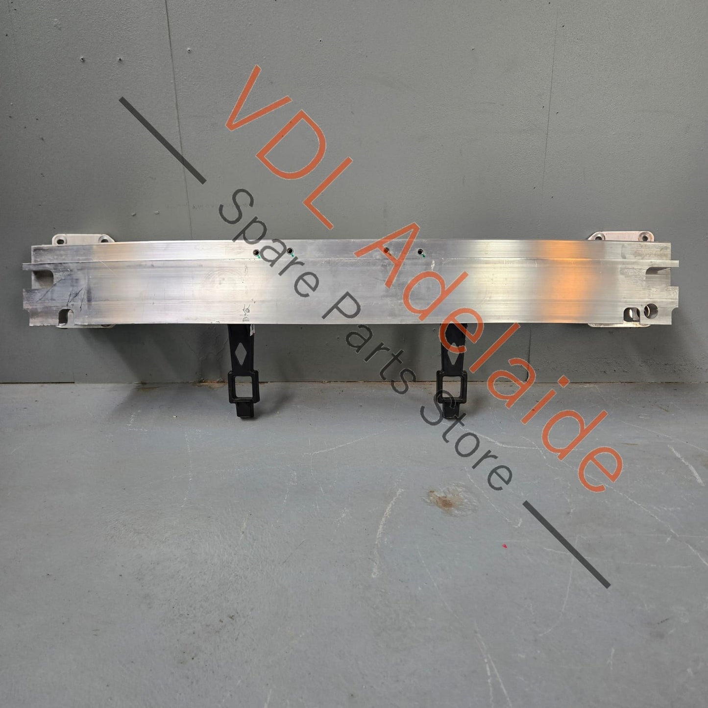 9J1803184C Audi Etron Porsche Taycan Rear Bumper Reinforcement Bar 9J1803184C