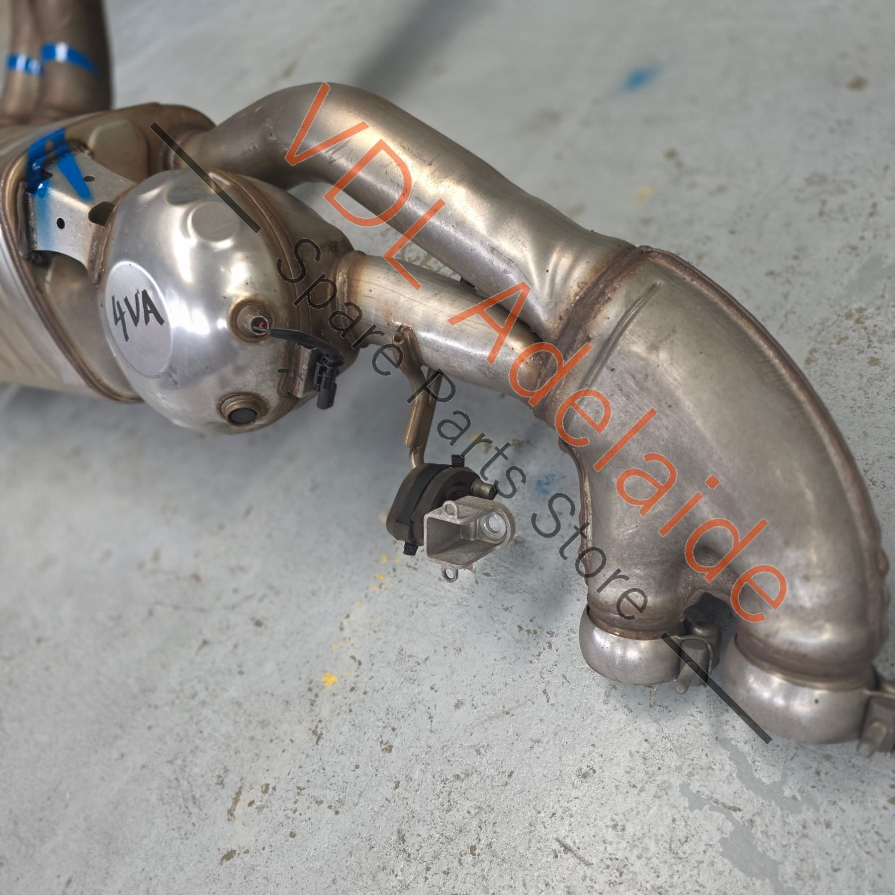 36A253181B   Bentley Bentayga 4V Sports Exhaust System With Active Sport Valve 36A253181B