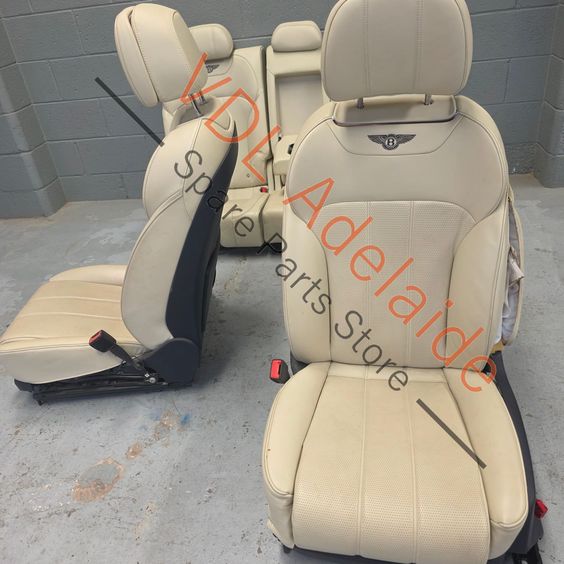    Bentley Bentayga Set of Cream Leather Seats 'Linen' with Contrast Stitching Logo