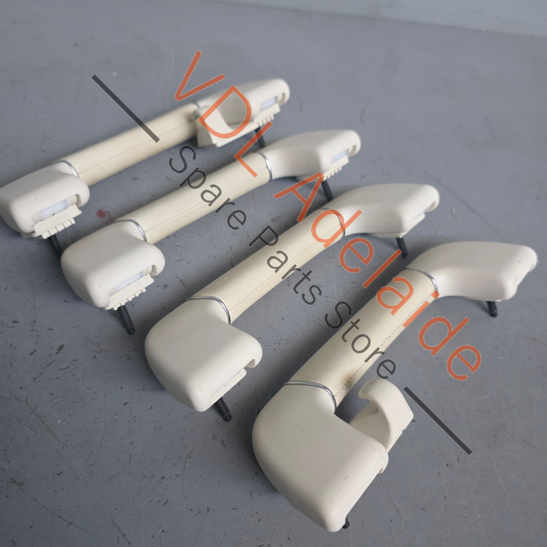 36A857141B51V 36A857141B  Bentley Bentayga Set of Interior Roof Handles Leather Hide colour Linen 36A857141B 51V