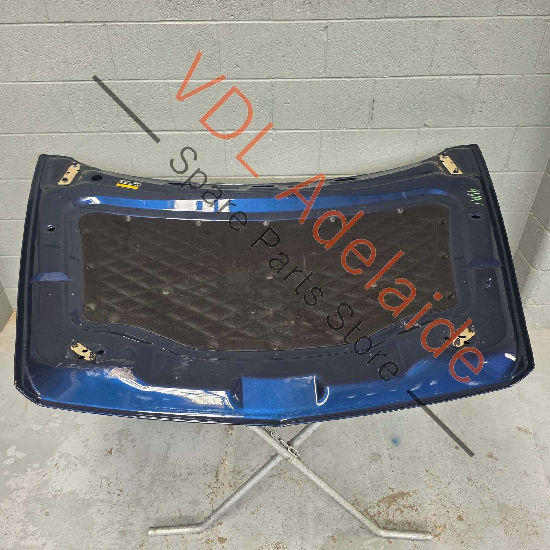 36A823029C   Bentley Bentayga Bonnet Hood Panel Aluminium Genuine OEM