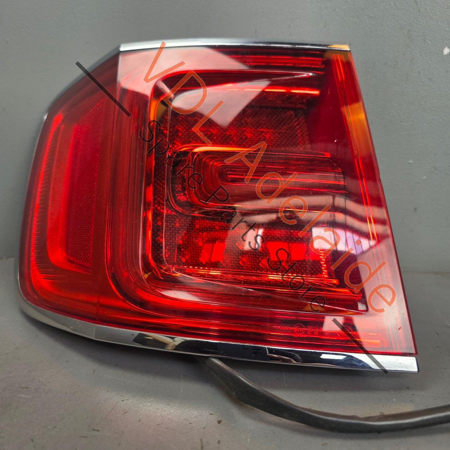 36A945095H   Bentley Bentayga Rear LED Tail Lamp Light Left Outer 36A945095H