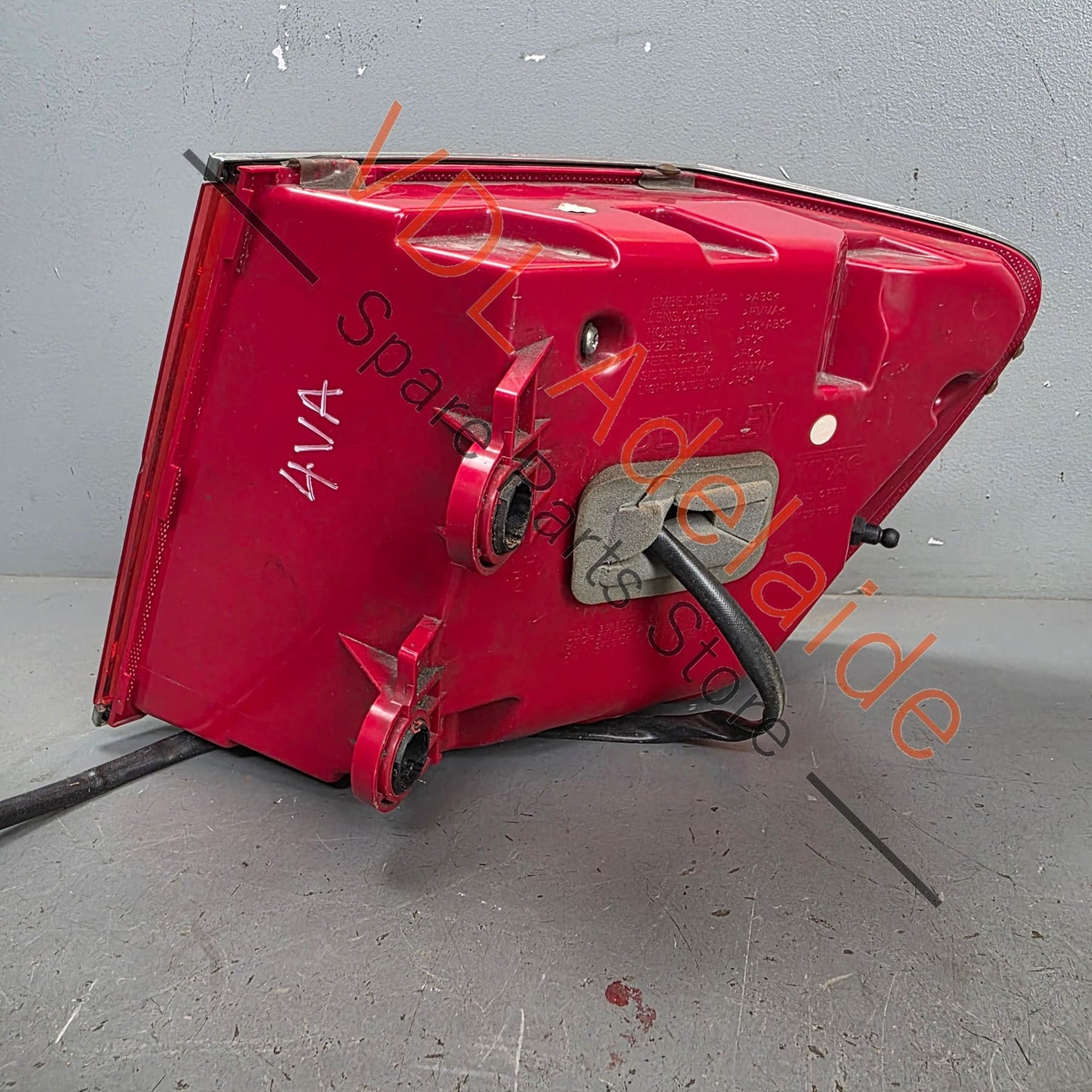 36A945095H   Bentley Bentayga Rear LED Tail Lamp Light Left Outer 36A945095H