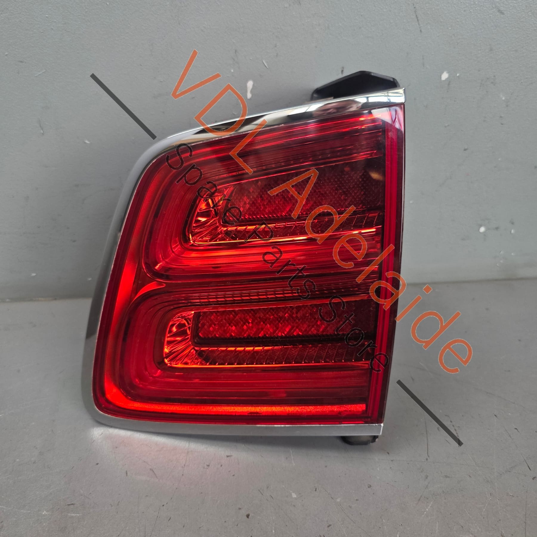 36A945094K   Bentley Bentayga Rear LED Tail Lamp Light Right Inner 36A945094K