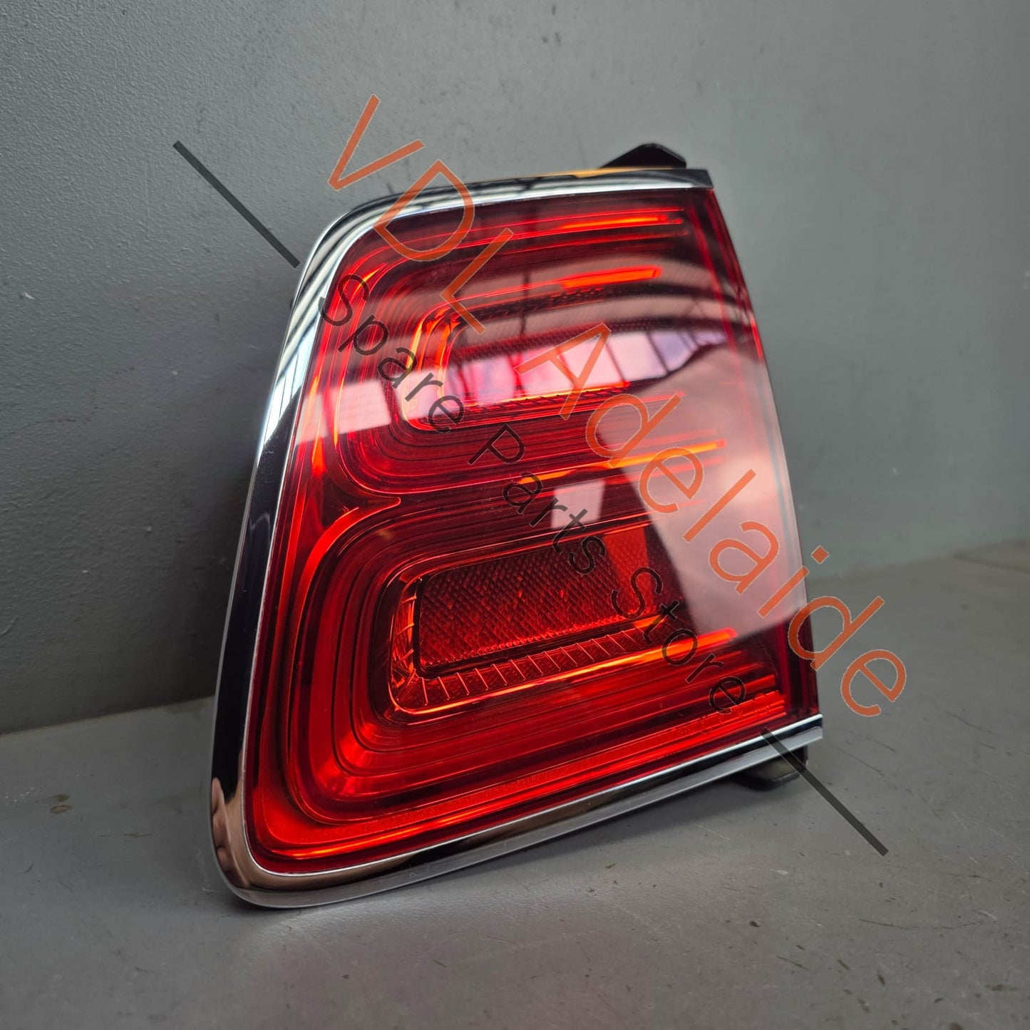 36A945094K   Bentley Bentayga Rear LED Tail Lamp Light Right Inner 36A945094K