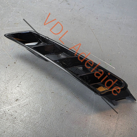 8W6807824B9B9 8W6807824B  Audi RS5 Rear Bumper Gloss Black Trim Right Corner 8W6807824B 9B9
