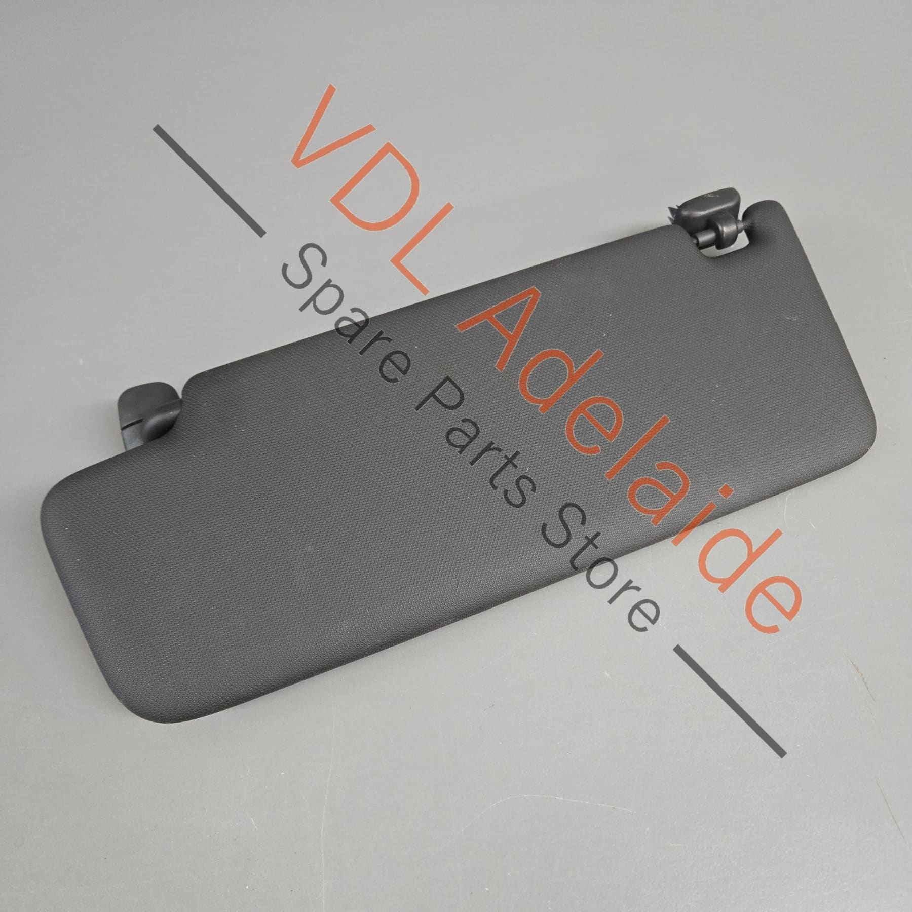 8W0857552AK 8W0857552AK7C0  Audi A5 A4 S4 RS5 RS4 B9 Right Side Drivers Sun Visor 8W0857552 7C0 8W0857552AK 7C0