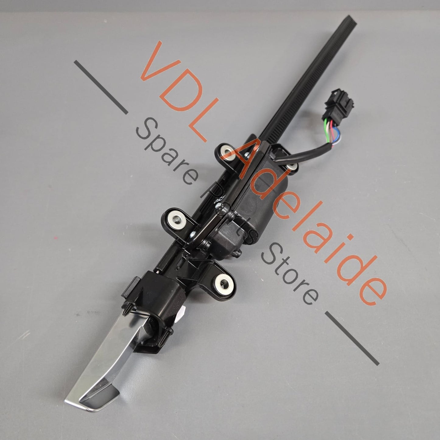 8W6857759 8W68577593Q7  Audi A5 F5 Coupe Left Front Seatbelt Ready Assistant Motor 8W6857759 3Q7