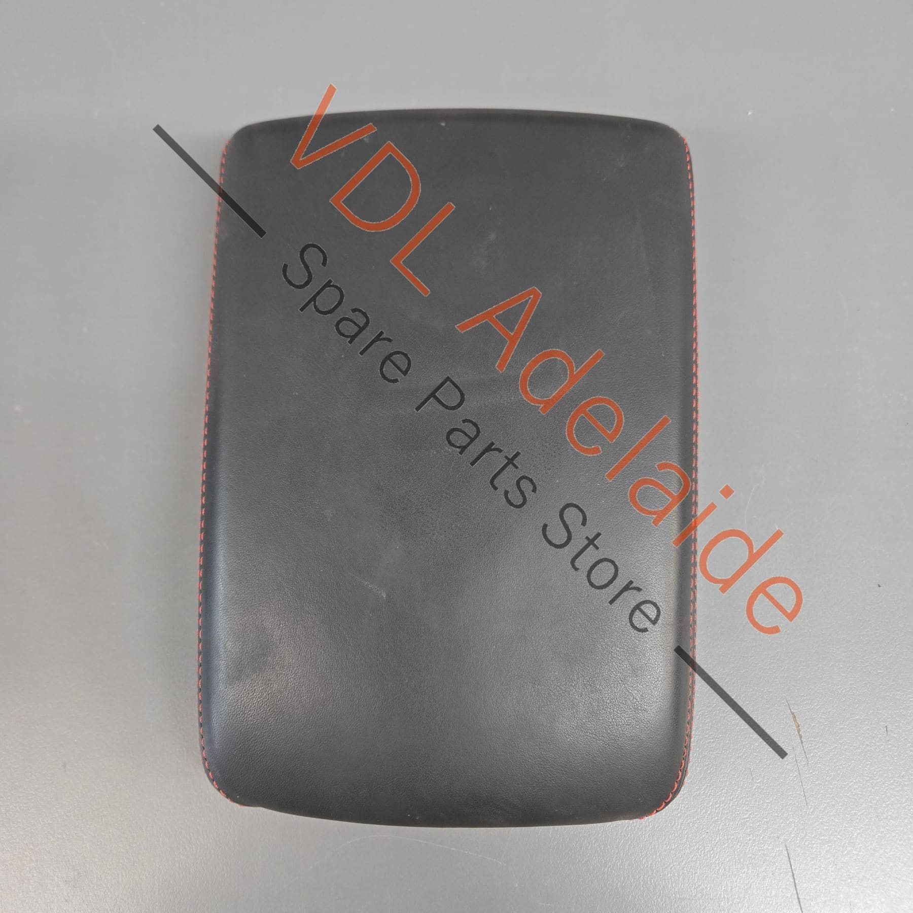 8W0864207J 8W0864207JMCB  Audi RS5 RS4 B9 Leather Centre Console Arm Rest Armrest 8W0864207J MCB Red Stitch