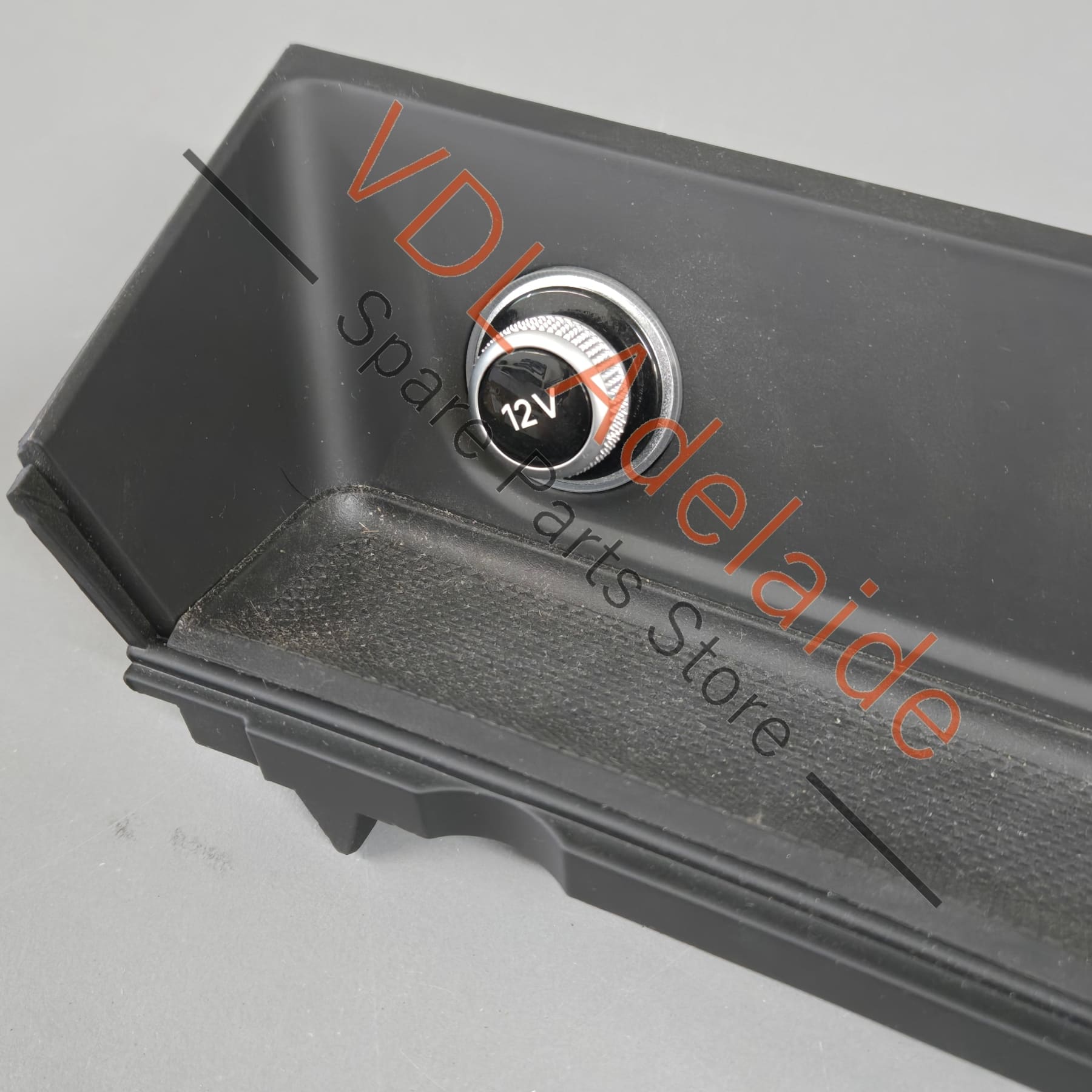 8W2864131B   Audi RS5 F5 B9 F5 Centre Console Storage Compartment for RHD with USB Jack 8W2864131B