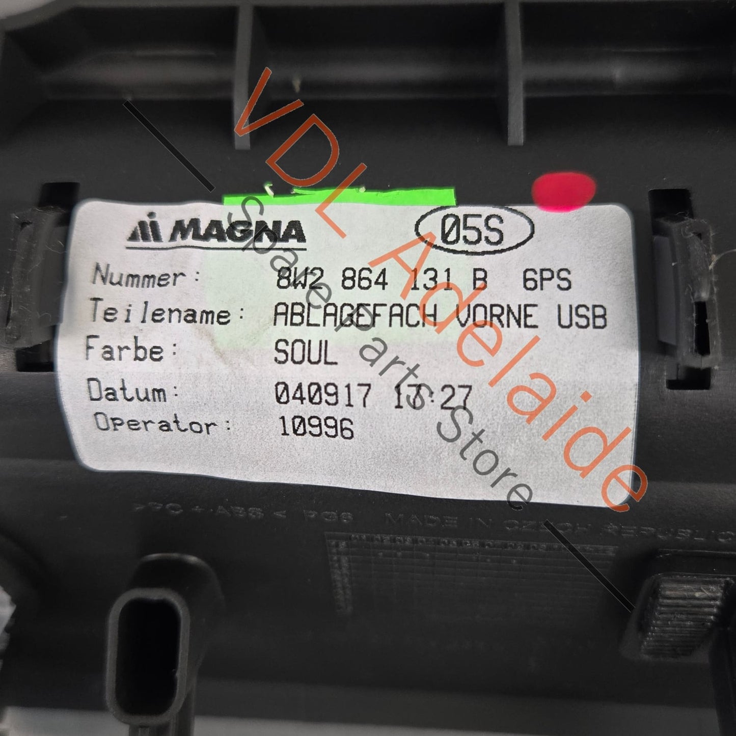 8W2864131B   Audi RS5 F5 B9 F5 Centre Console Storage Compartment for RHD with USB Jack 8W2864131B