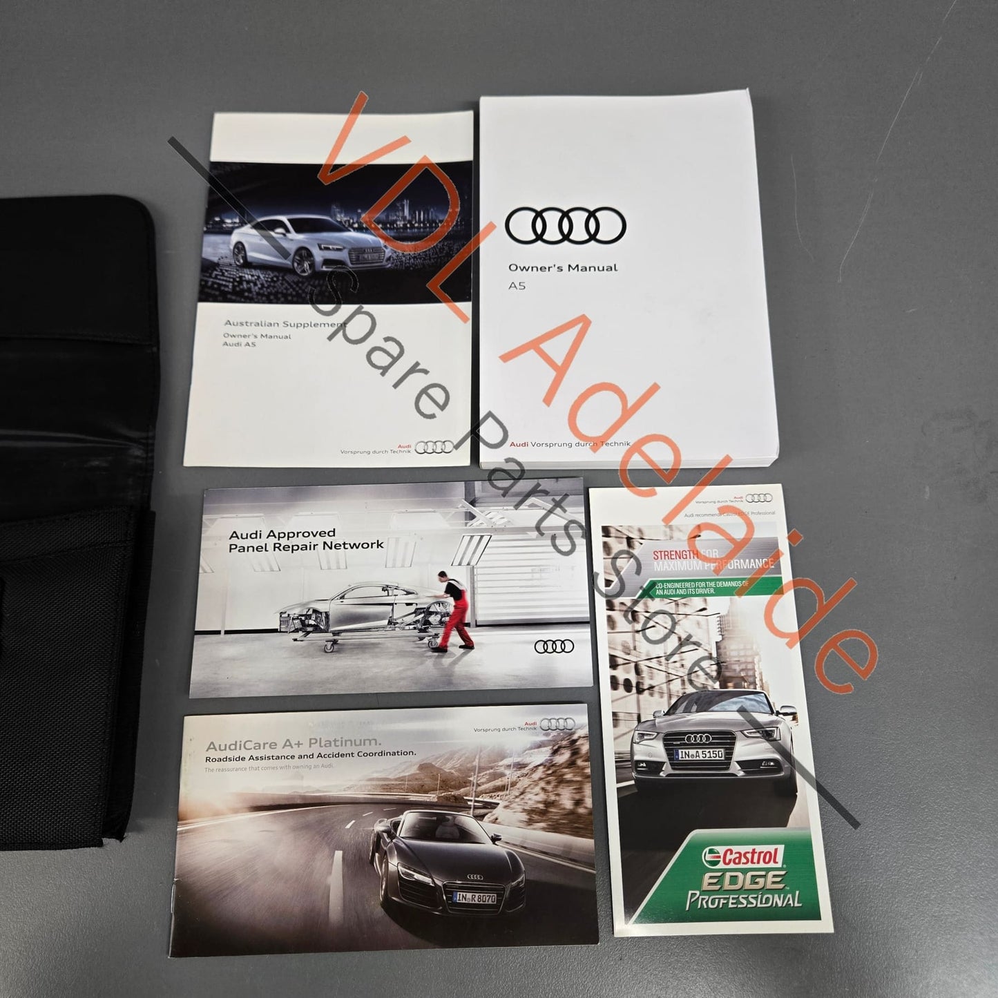    Audi RS5 B9 Set of Owners Books