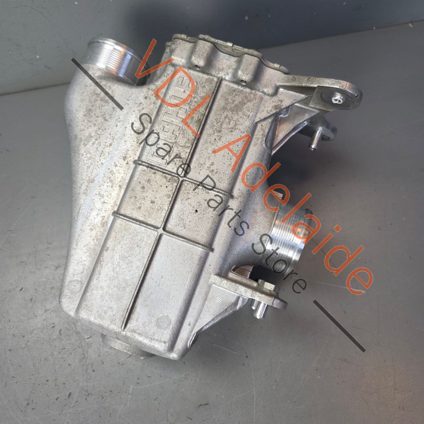 8W0145785B 8W0145785C  Audi RS5 F5 B9 RS4 Water to Air Intercooler 8W0145785B 8W0145785C