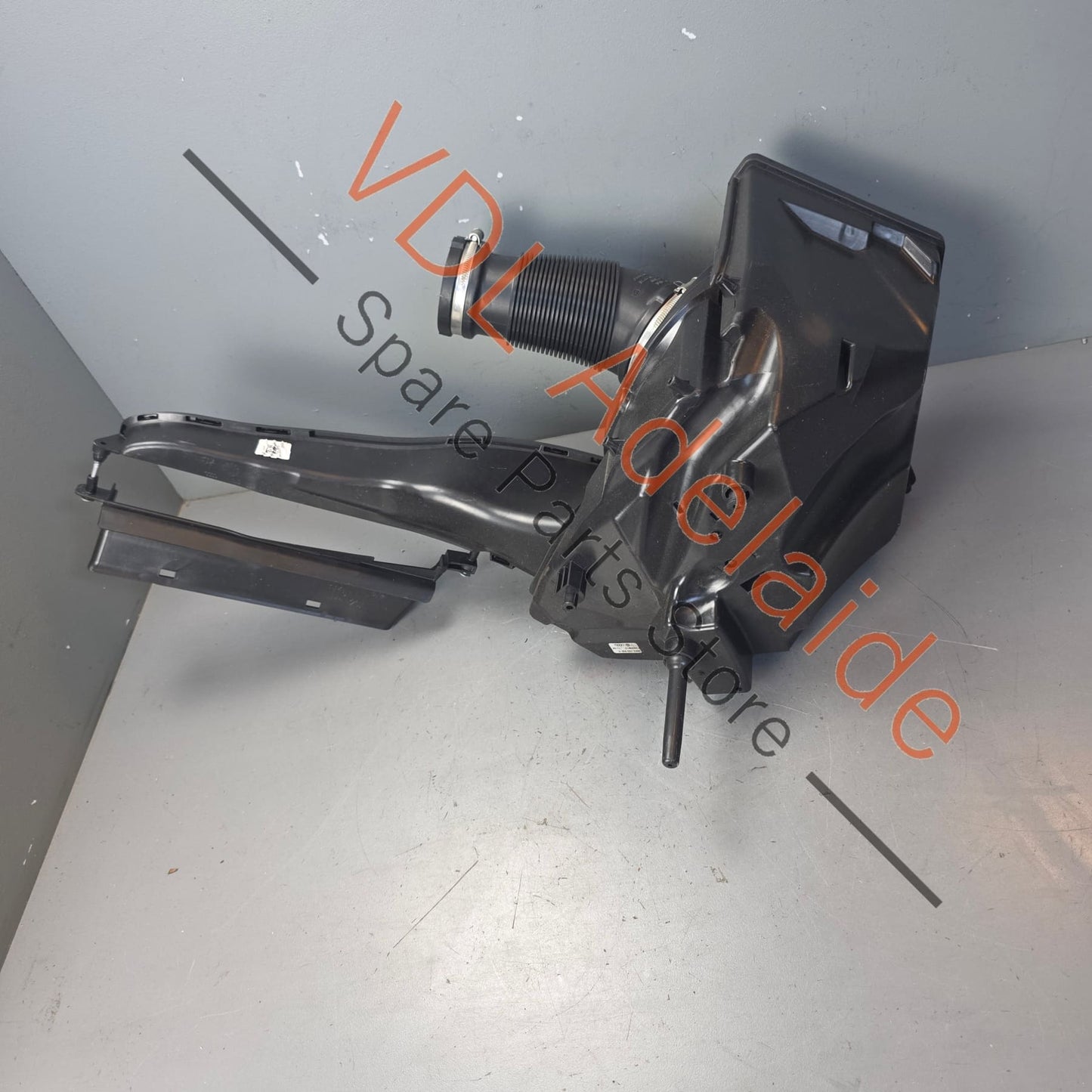 8W0133837R 06M129629C 8W0129618 Audi RS4 RS5 B9 2.9 V6 Original OEM Air Filter Assembly 8W0133837R