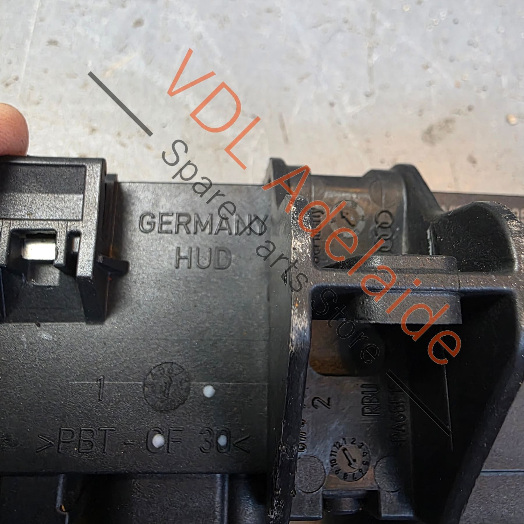 3AA962243H 8W0962239  Audi VW 3AA962243H Rear Bumper Control Unit for Boot Trunk Opening w Sensor 8W0962239