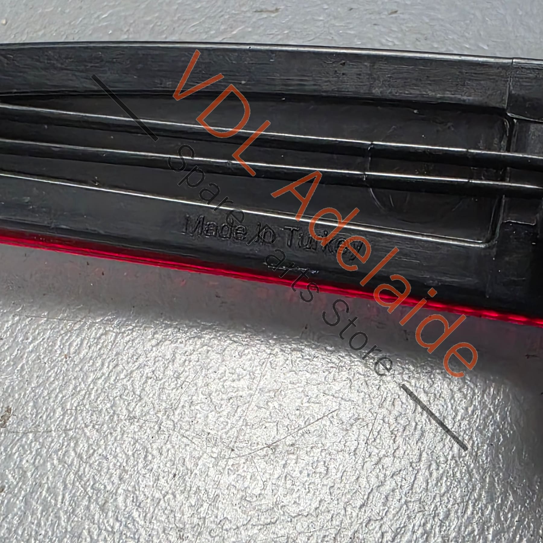 8W6945106C   Audi RS5 F5 B9 A5 S5 Rear Right Outer Reflector 8W6945106C