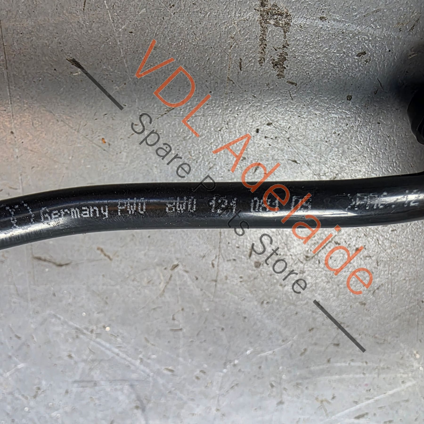8W0121081DS 8W0121081Q 8W0122293DL Audi RS4 RS5 Coolant Breather Bleeder Hose 8W0121081Q / 8W0121081DS 8W0122293DL