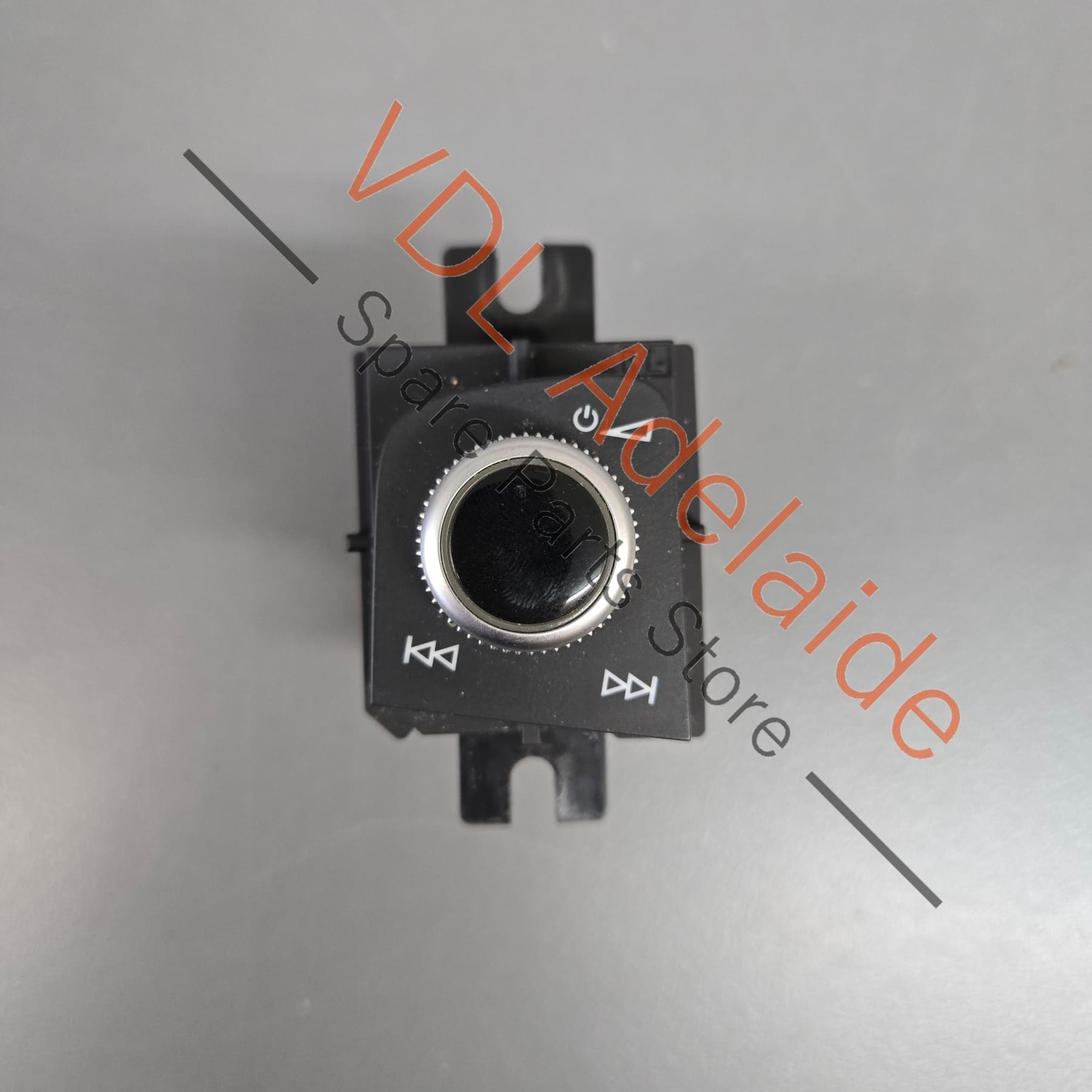 8W2919616   Audi A4 S4 RS4 B9 Radio Volume Control Switch for Media Centre Console Suit RHD 8W2919616