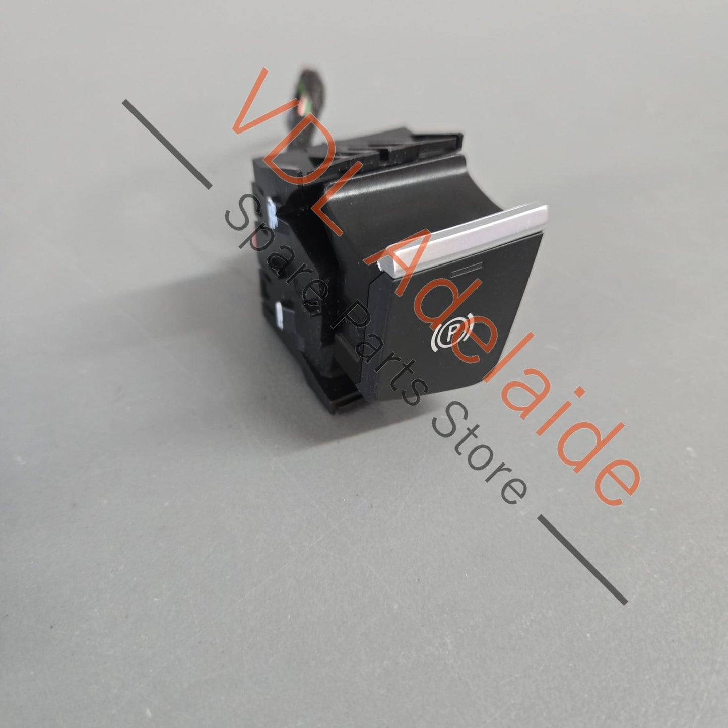 4M2927225A   Audi A4 S4 B9 Switch for Electric Handbrake Park Brake EPB 4M2927225A