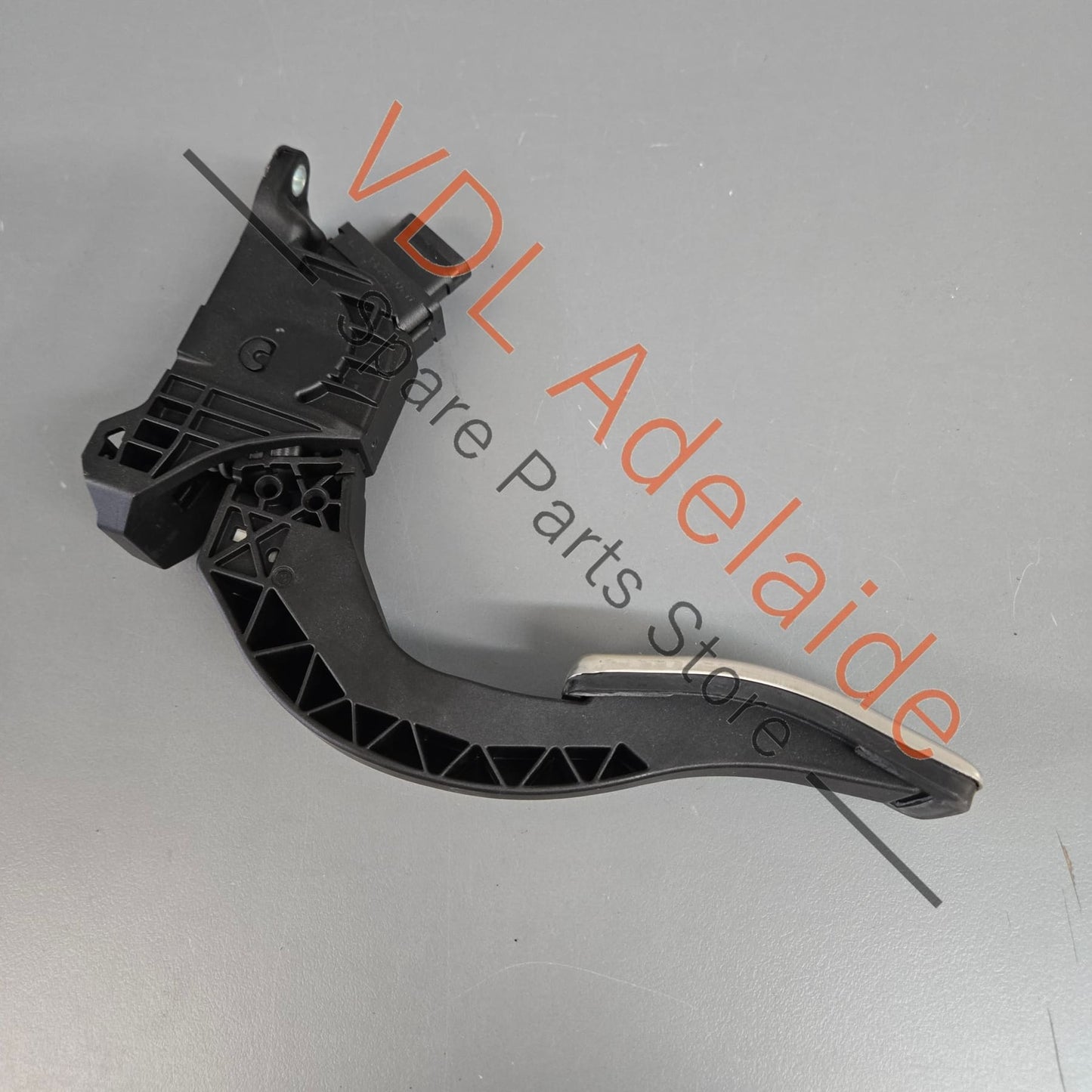 8W1723523A 8W1723523  Audi A4 S4 RS4 Accelerator Pedal Throttle for RHD models 8W1723523 8W1723523A