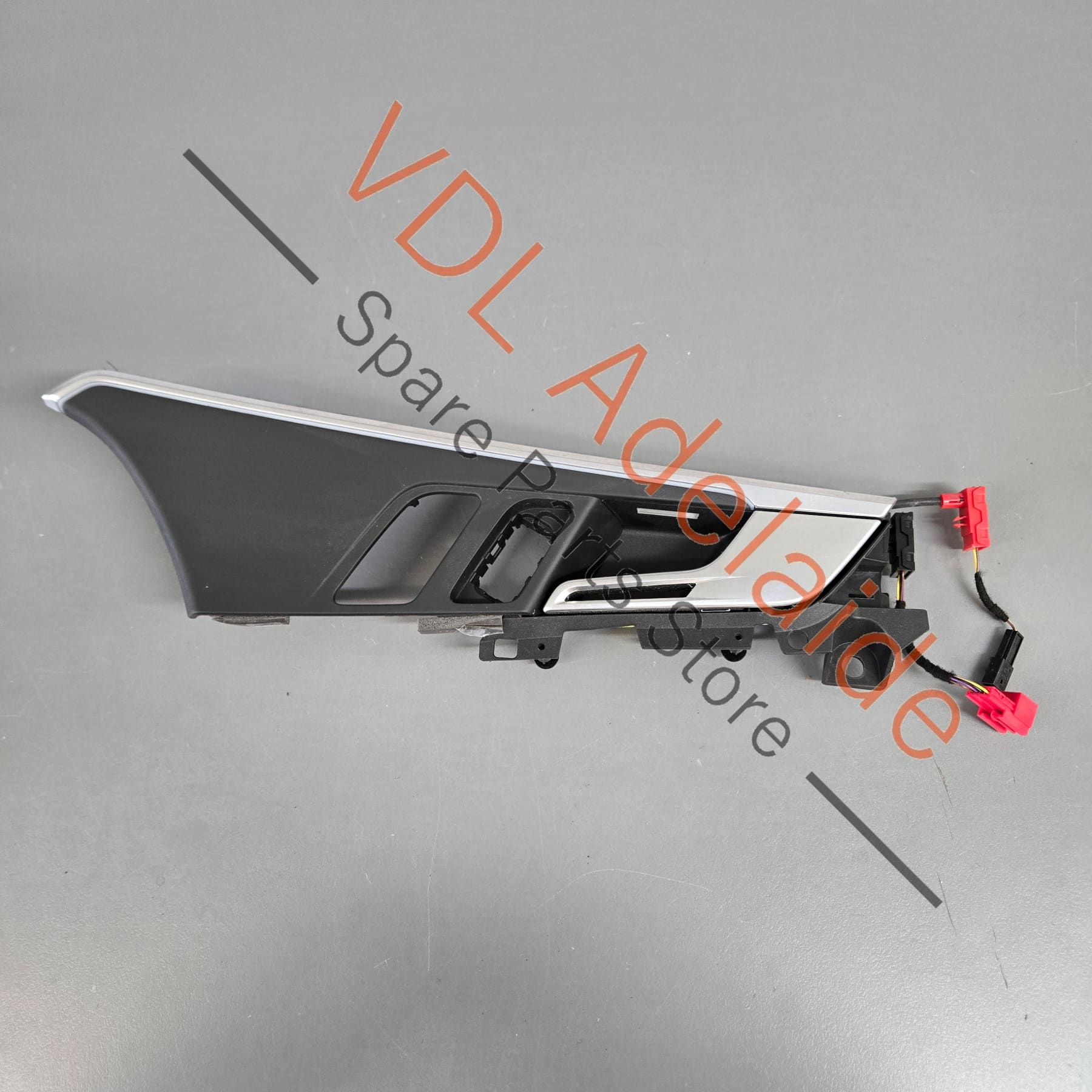 8W6837020C4PK   Audi RS4 RS5 B9 Interior Door Handle Right 8W6837020C 4PK