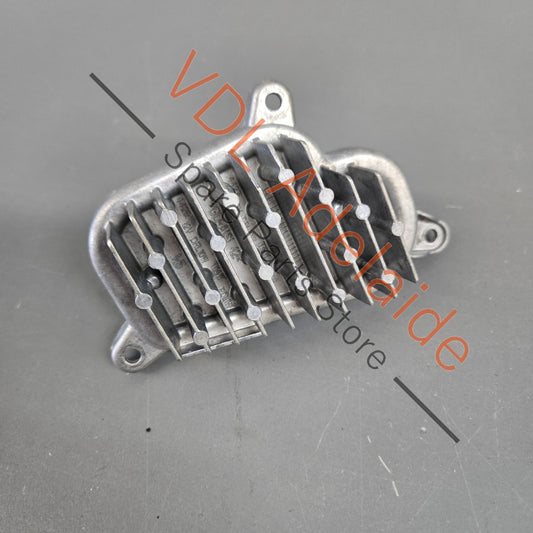 8W6998473C   Genuine OEM Audi A5 S5 RS5 B9 Left Headlight Indicator Control Module 8W6998473C