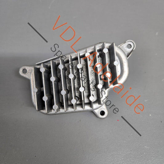 8W6998474C   Genuine OEM Audi A5 S5 RS5 B9 Right Headlight Indicator Control Module 8W6998474C