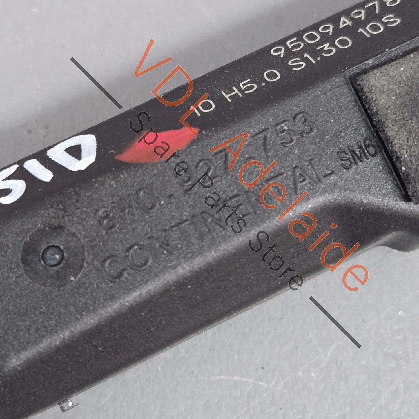 8W0927753    Audi RS5 F5 B9 Left Side Door Handle Keyless Entry Sensor 8W0927753