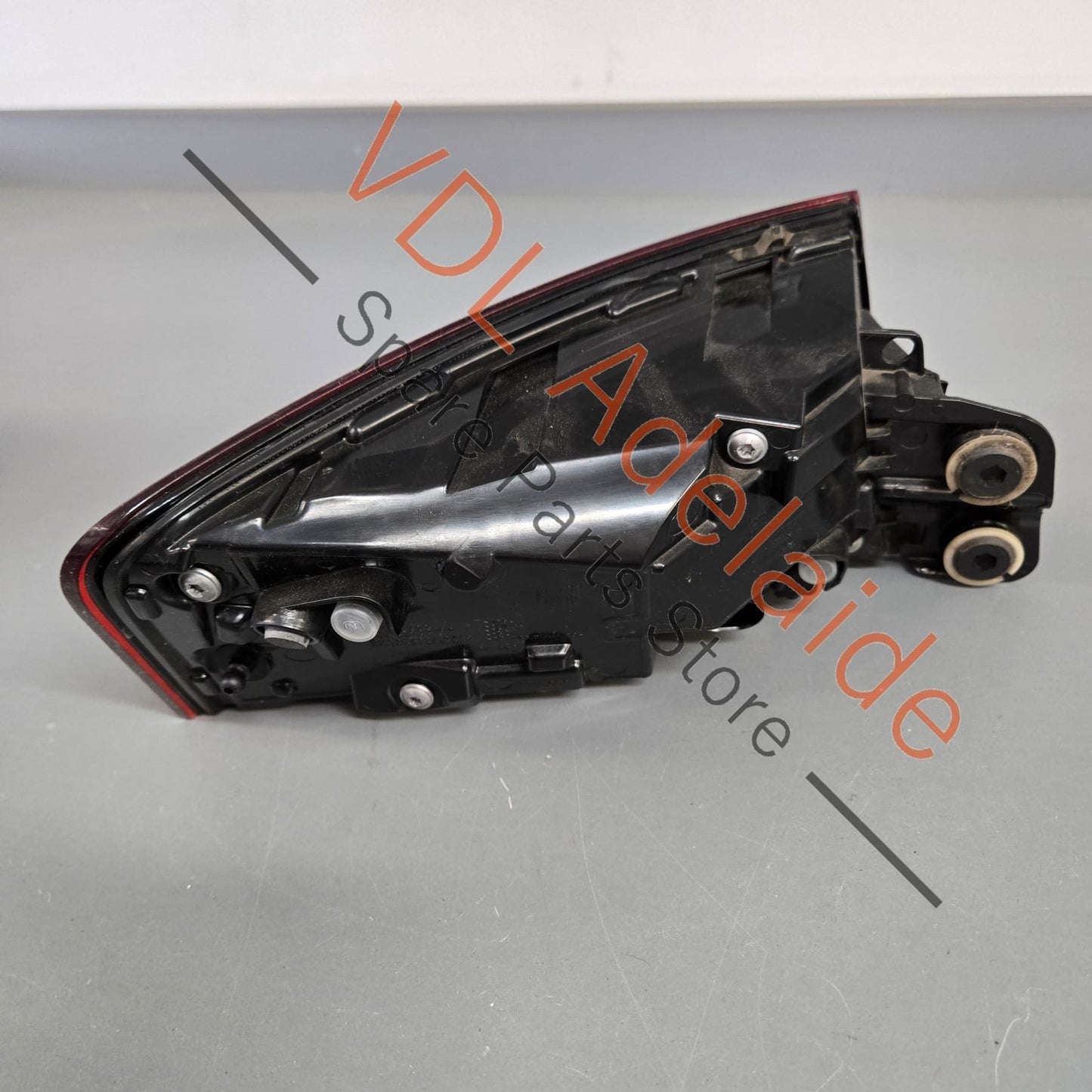 8W6945092J 8W6945092P   Audi RS5 Rear Right Outer Tail Lamp Light LED 8W6945092J 8W6945092P