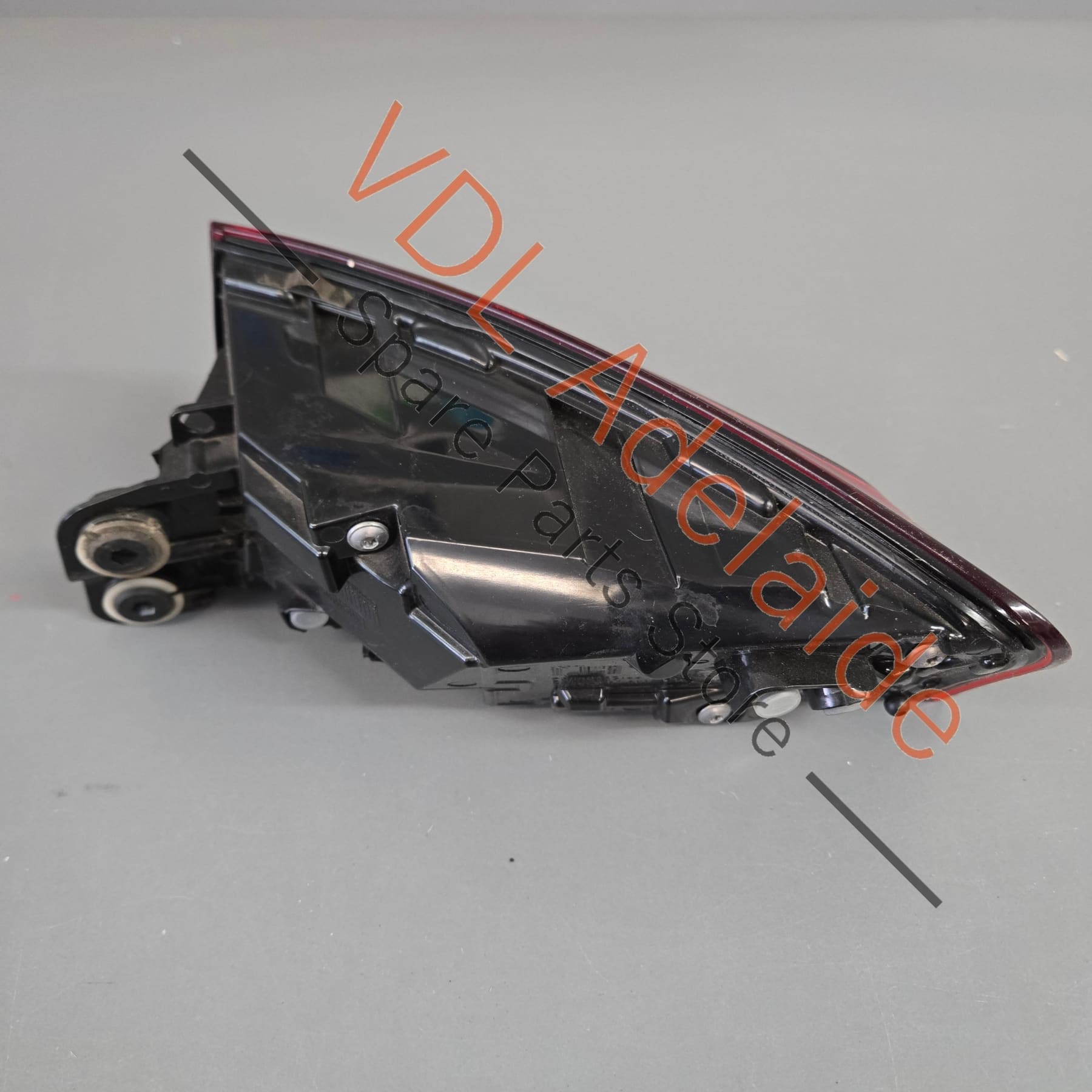 8W6945091J 8W6945091P   Audi RS5 Rear Left Outer Tail Lamp Light LED 8W6945091J 8W6945091P