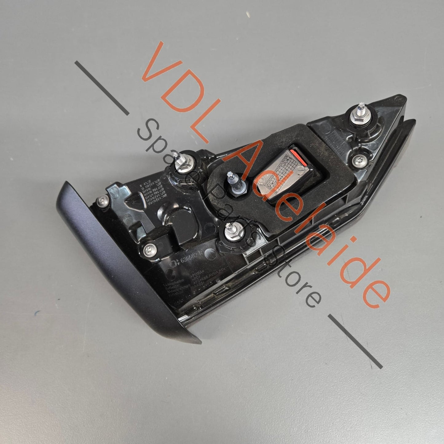 8W6945094J 8W6945094P   Audi RS5 Rear Right Inner Tail Lamp Light LED 8W6945094J 8W6945094P