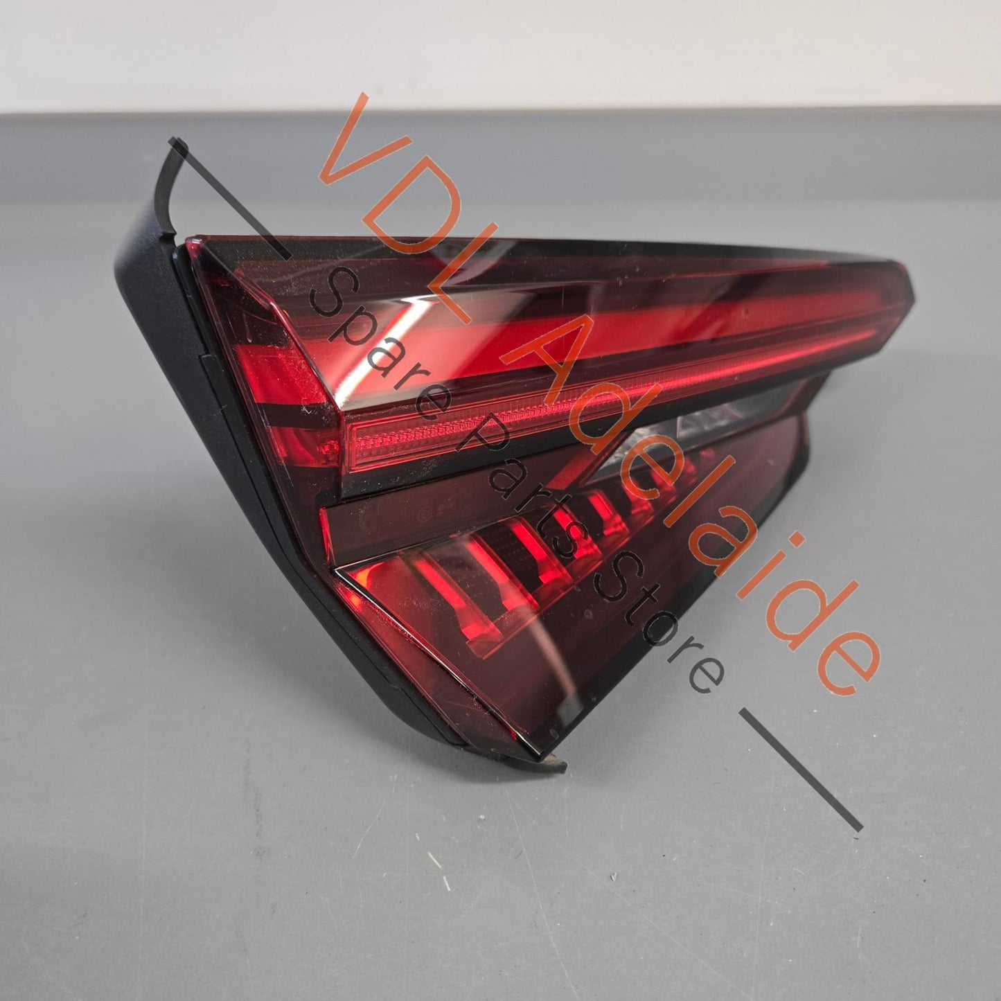 8W6945093J 8W6945093P   Audi RS5 Rear Left Inner Tail Lamp Light LED 8W6945093J 8W6945093P
