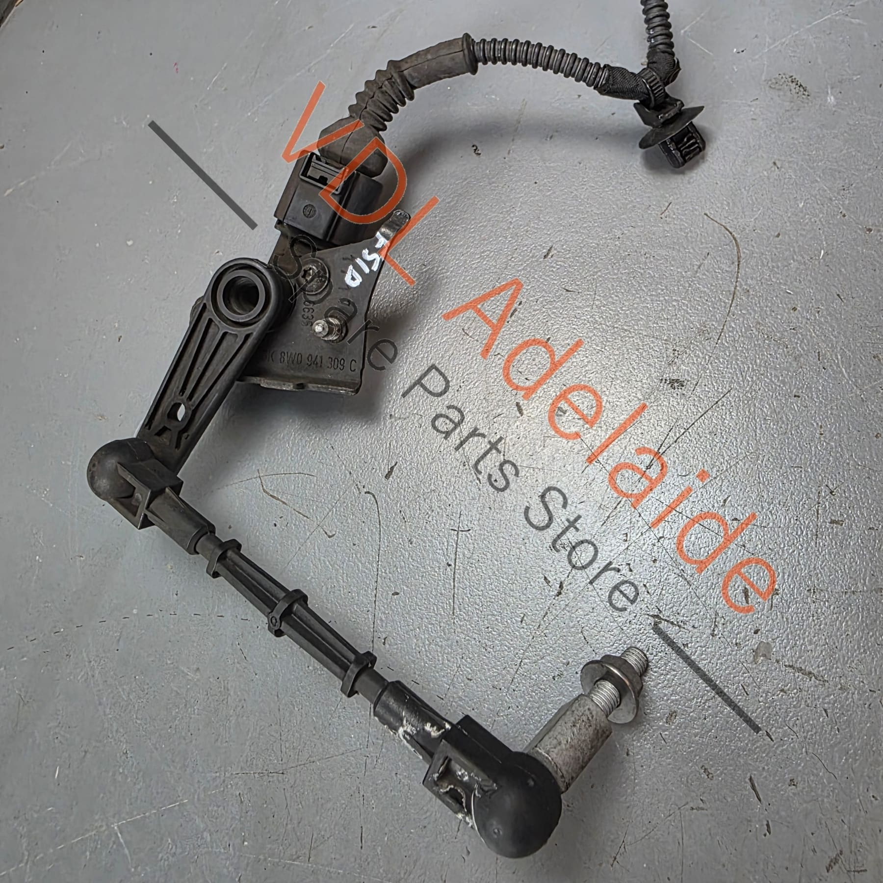 8W0941309C 8W0941309E   Audi A4 A5 Rear Left Suspension Level Sensor 8W0941309C 8W0941309E