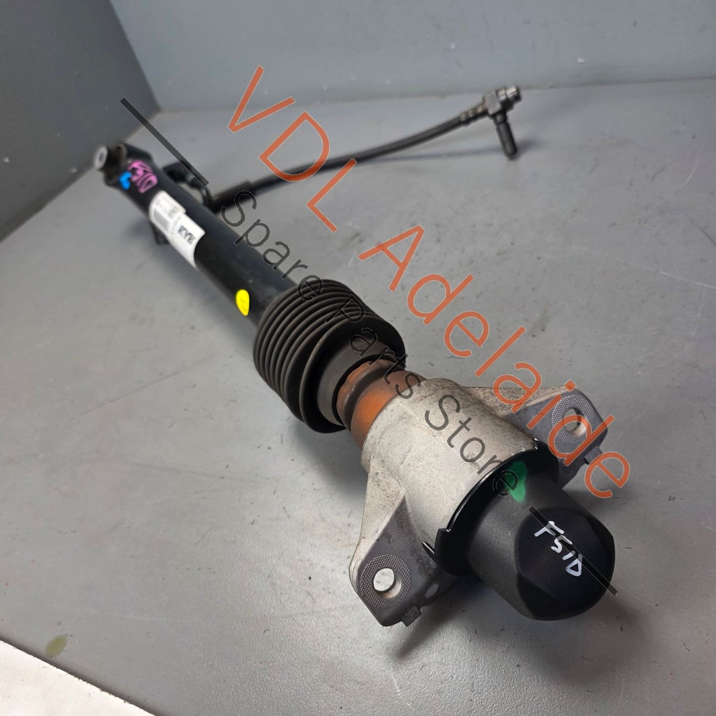 8W0513021 8W0512019   Audi RS5 B9 Rear Left Shock Absorber 8W0512019 8W0513021