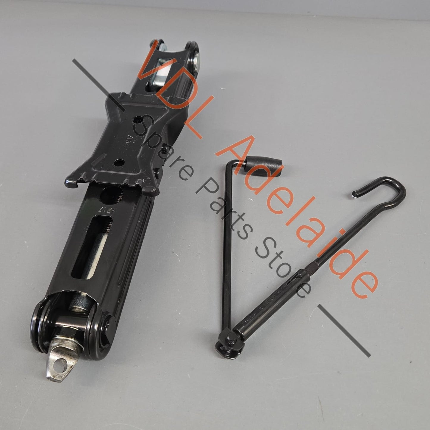 8W0011031D 8W0011031F   Original Audi A4 S4 Emergency Car Jack & Winder Tool Set for Flat Tyre 8W0011031D 8W0011031F