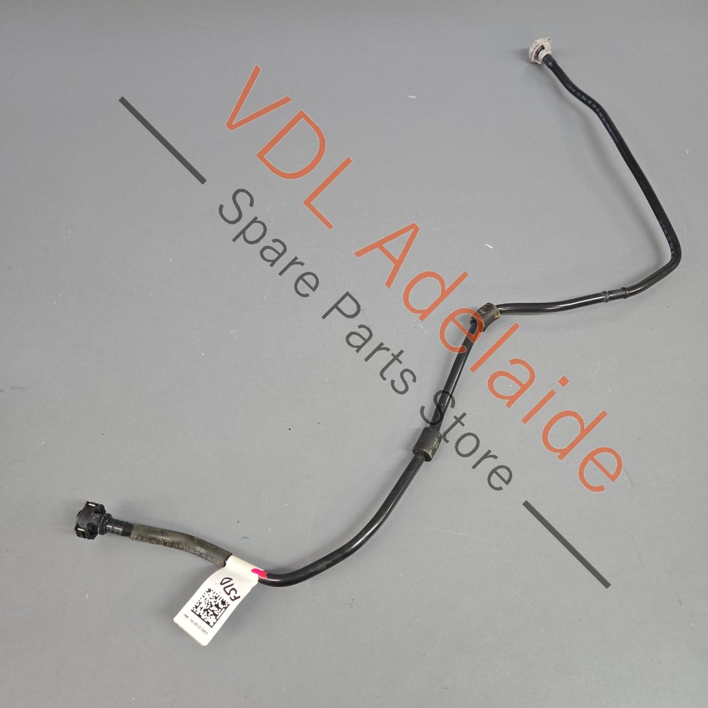 8W0121081DA    Audi RS5 Coolant Breather Bleeder Pipe Hose 8W0121081DA