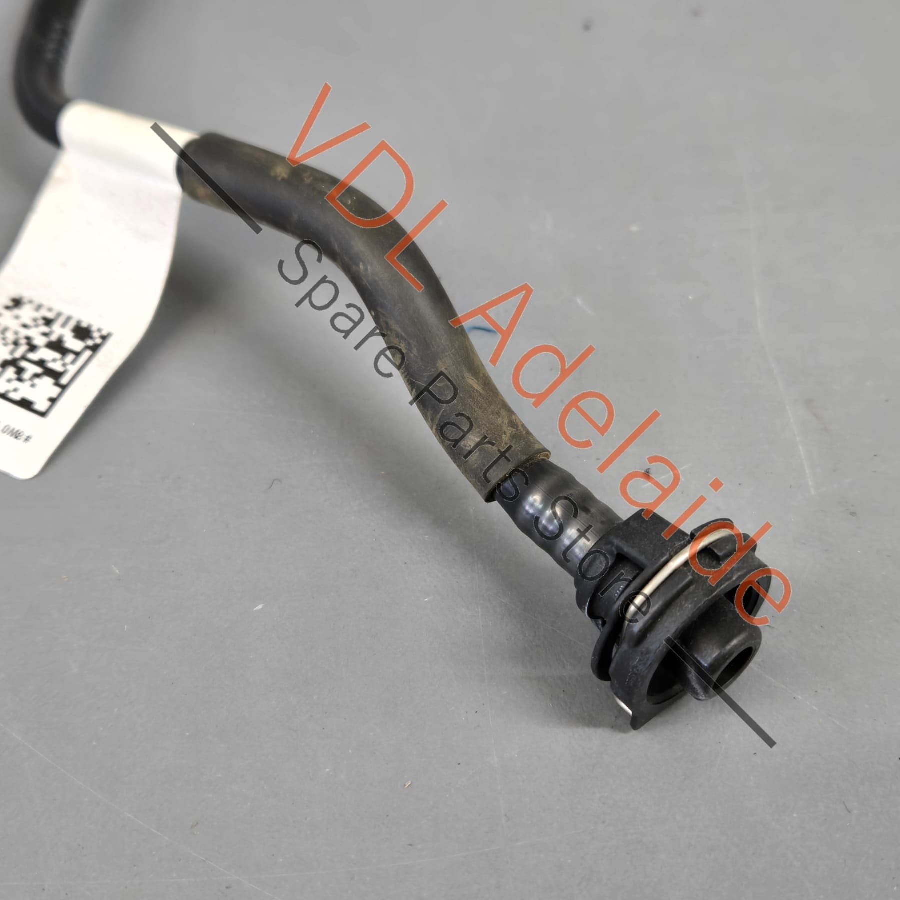 8W0121081DA    Audi RS5 Coolant Breather Bleeder Pipe Hose 8W0121081DA
