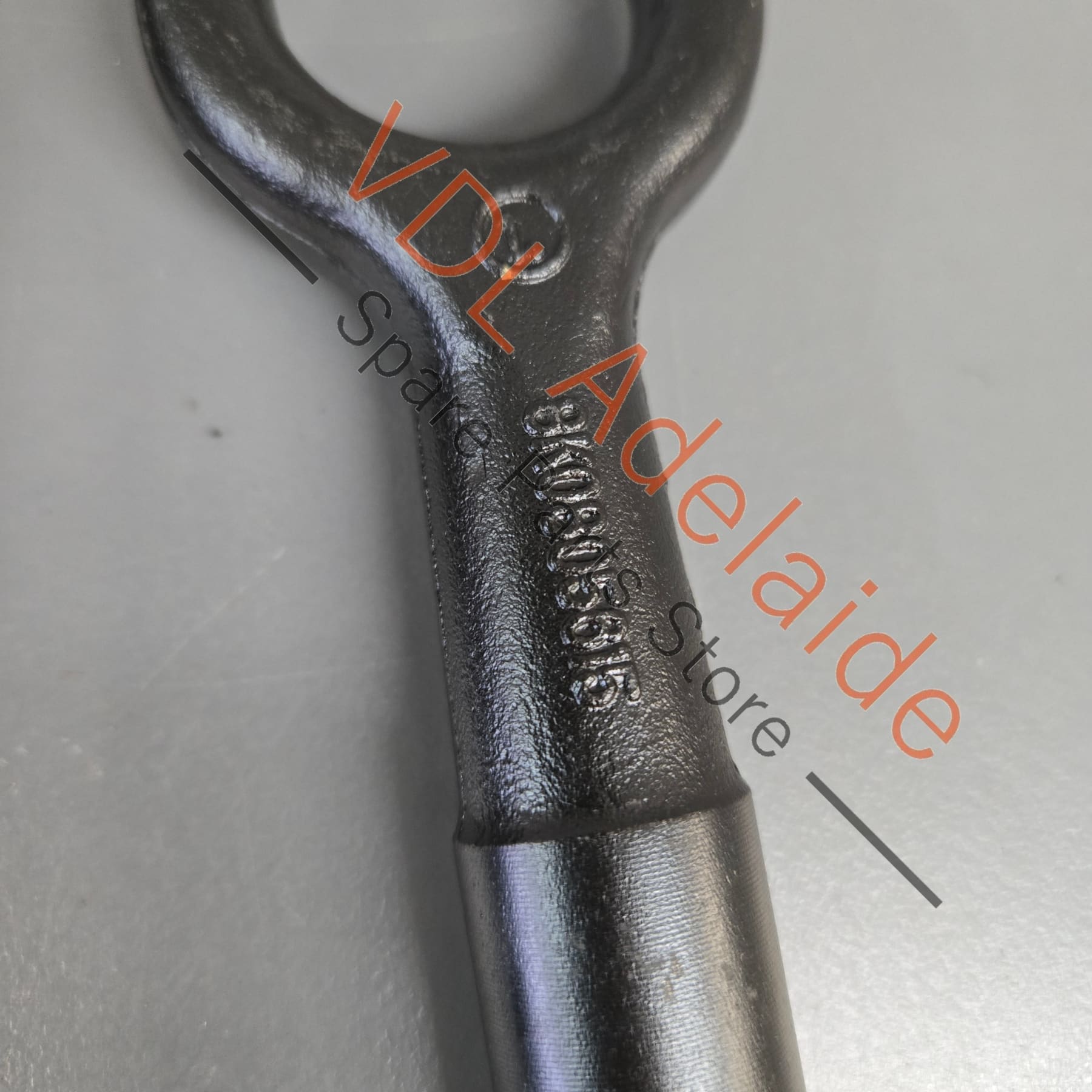 8K0805615    Audi A4 A5 B9 Original Tool Roll Set with Tow Hook 8K0805615