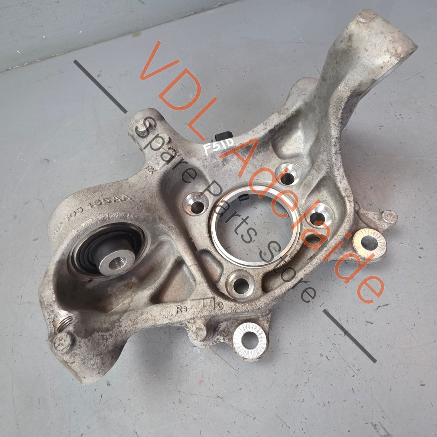 8W0505431R    Audi RS5 F5 B9 Rear Left Wheel Bearing Housing Hub 8W0505431R