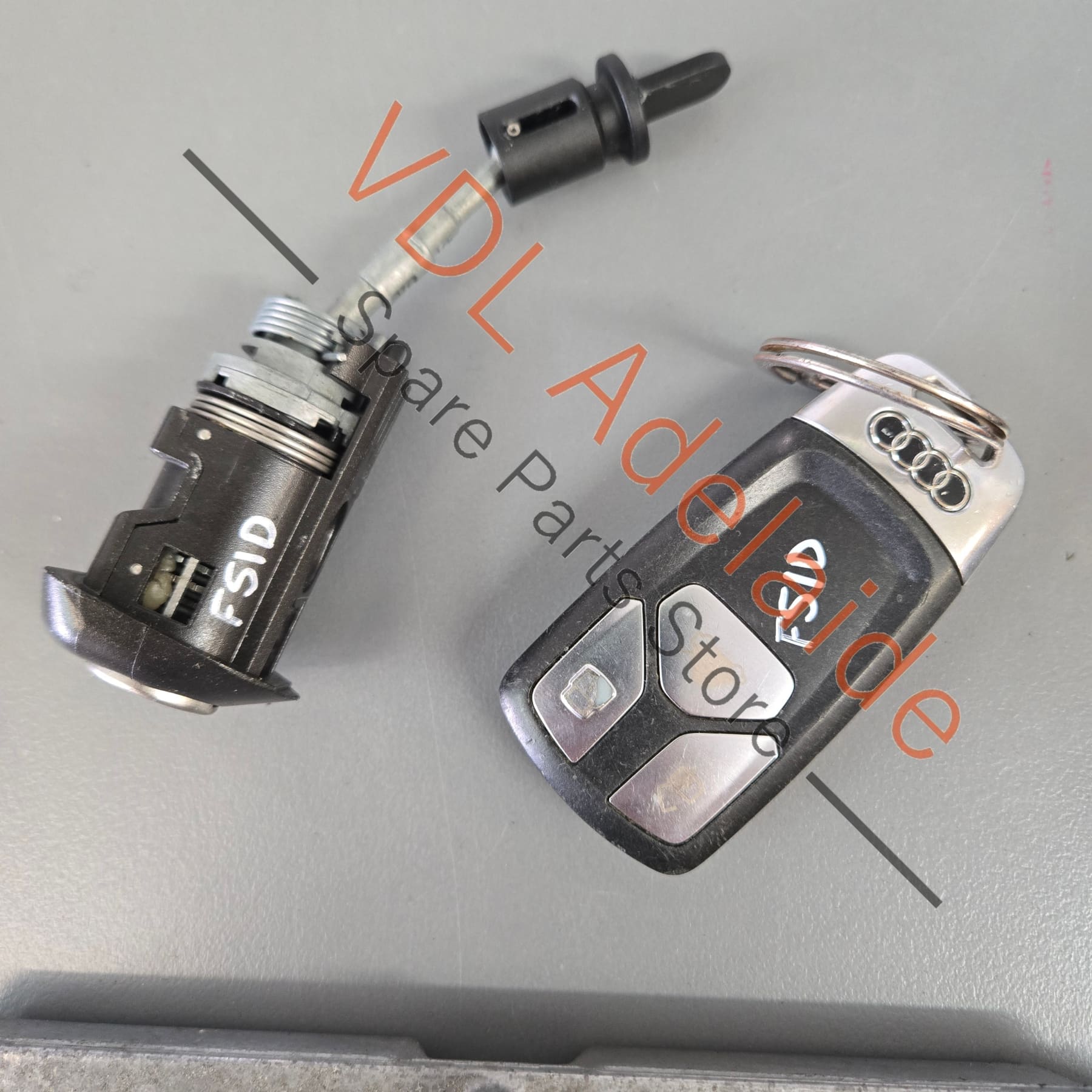 06M907309H 8W09075518WB 8W0907063CG 8W0907064DC Audi RS5 B9 ECU BCM1 and BCM2 Key Set