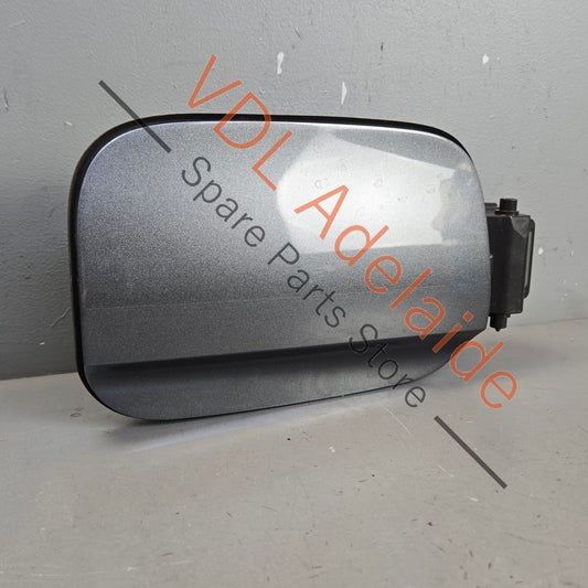 8W6809907B 8W6809906B   Audi RS5 Petrol Gas Fuel Filler Door Cap Flap Daytona Grey 6Y / Z7S