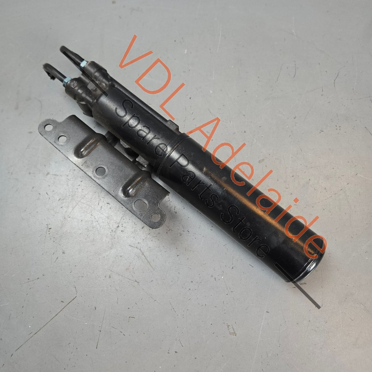 8W0616813    Audi RS4 RS5 B9 Shock Absorber Canister Central Valve 8W0616813