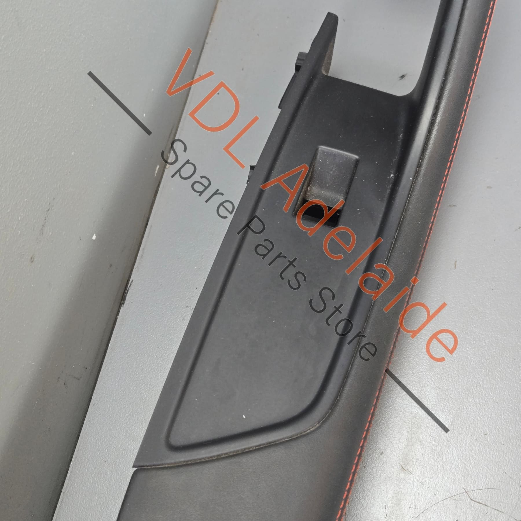8W6867173BMCB 8W6867174BMCB   Audi RS5 B9 Interior Door Handle Trim Set Black Leather Red Stitch 8W6867174B MCB 8W6867173B MCB