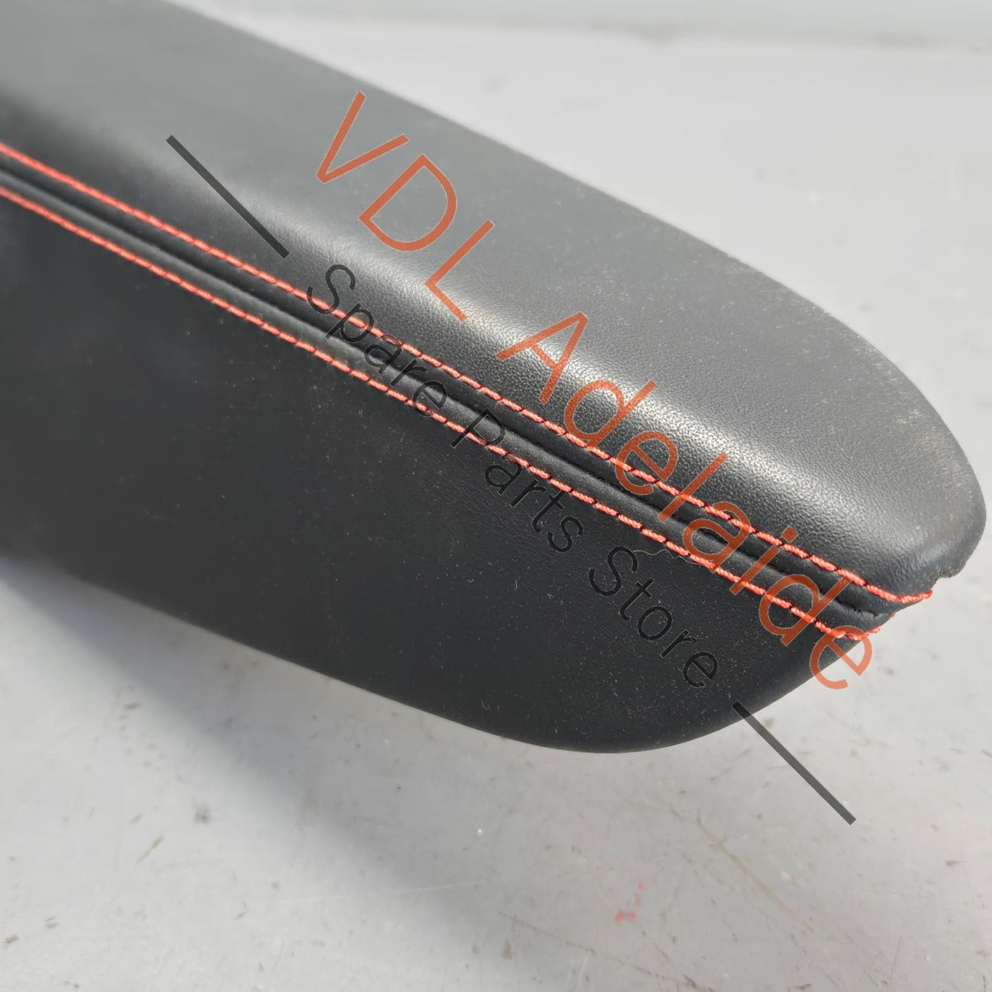 8W6867173BMCB 8W6867174BMCB   Audi RS5 B9 Interior Door Handle Trim Set Black Leather Red Stitch 8W6867174B MCB 8W6867173B MCB