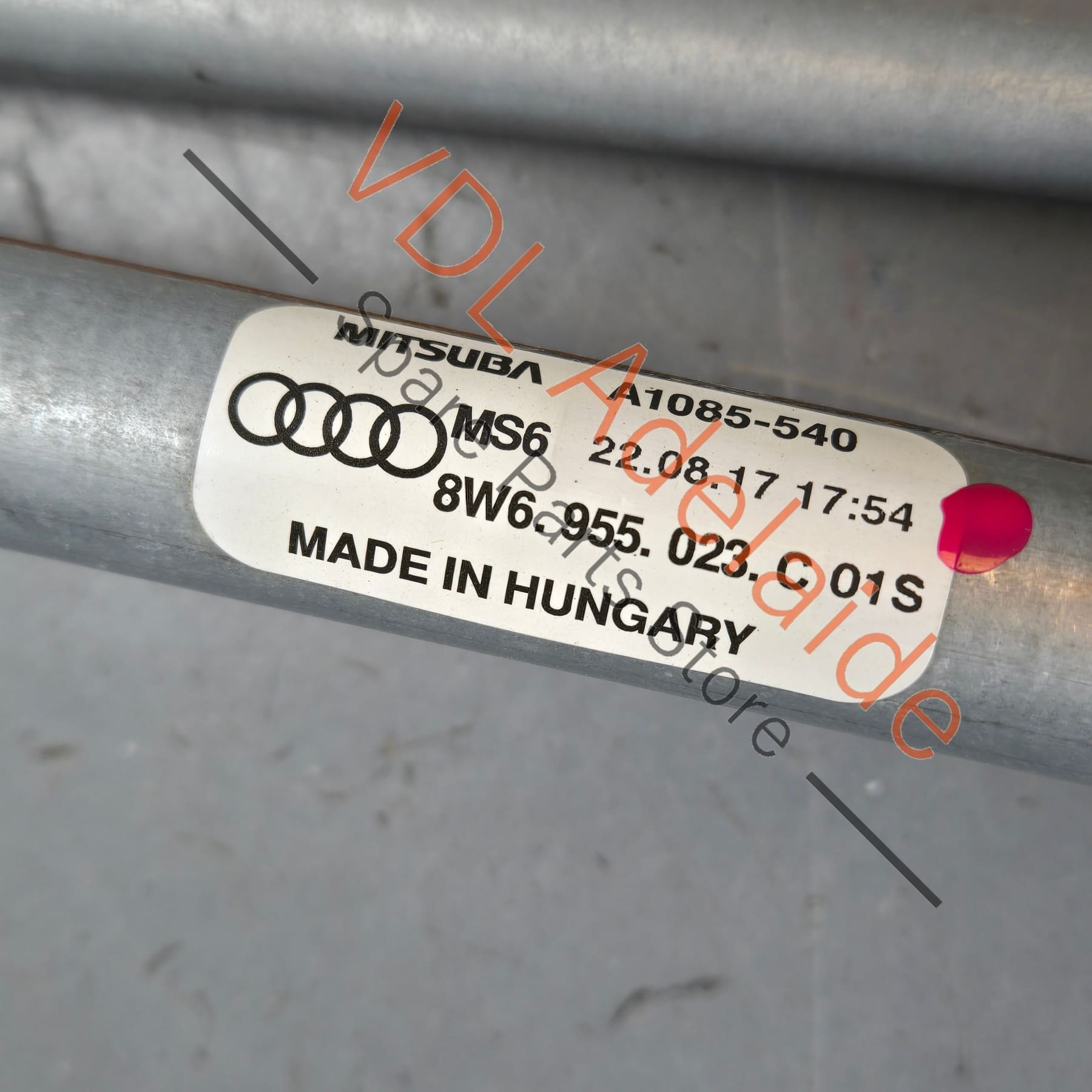 8W6955023C    Audi A4 B9 A5 F5 Windscreen Wiper Motor & Linkages for RHD 8W6955023C